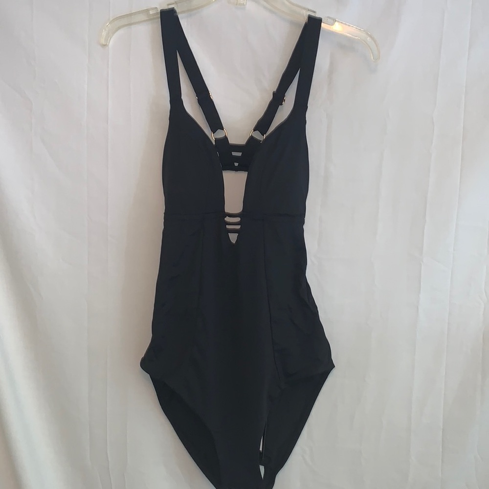 Black Sunn Lab 1 piece